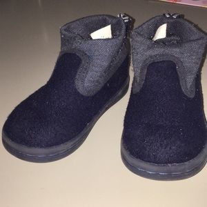 Hanna Andersson Slip has n ankle boots